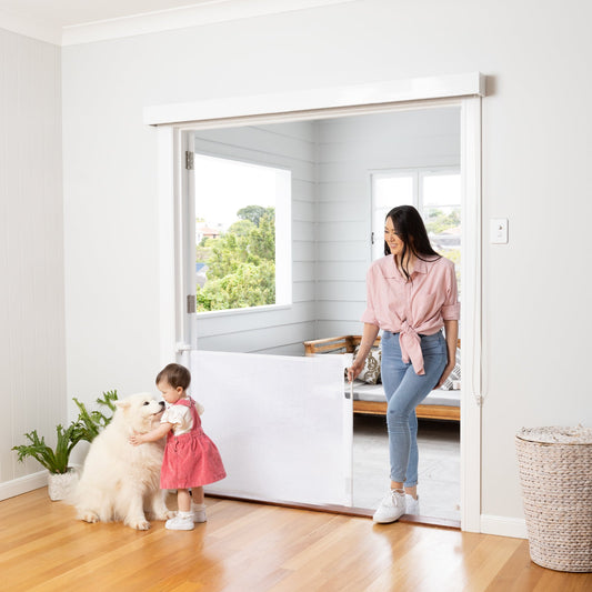 Easy Fit Retractable Baby Gate