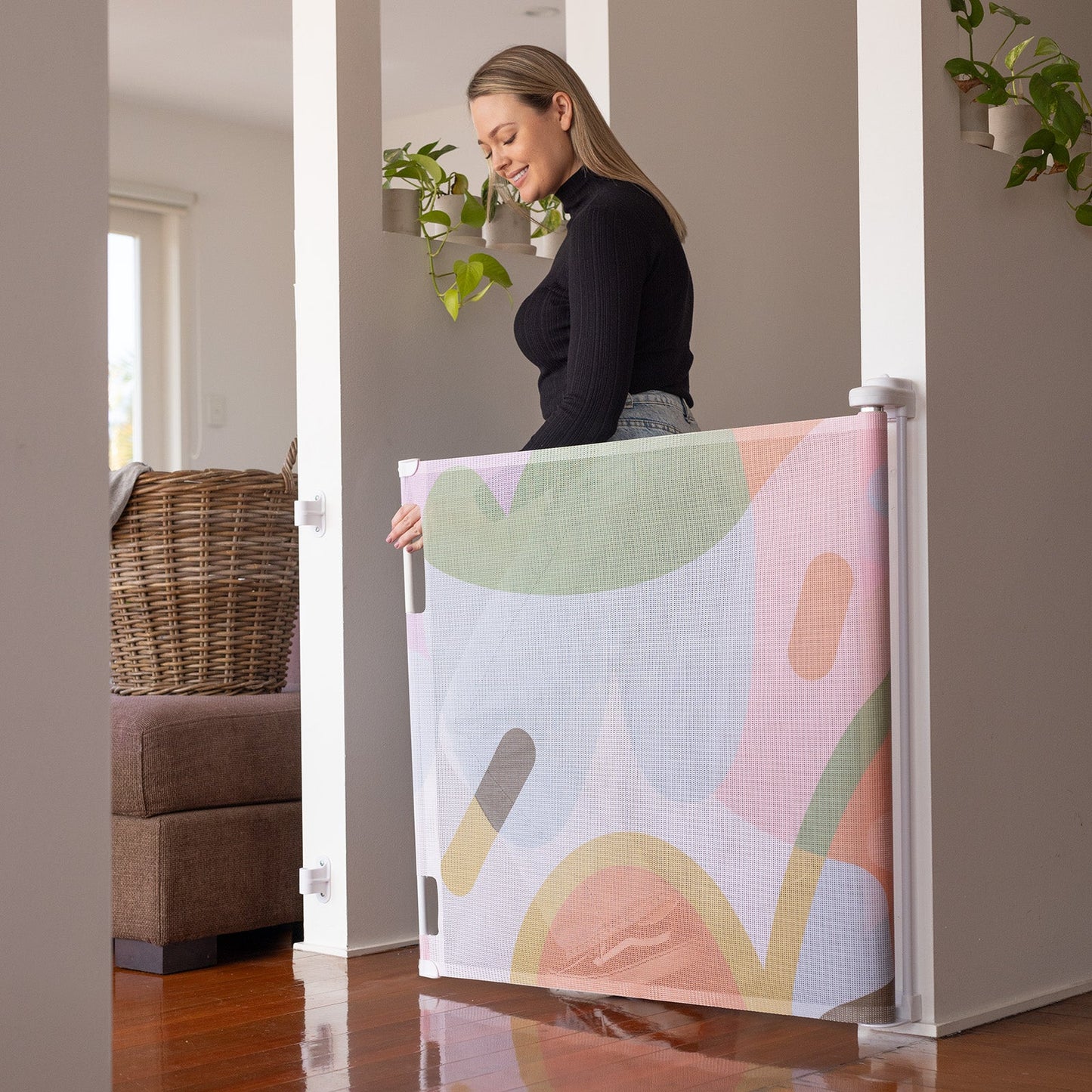 Easy Fit Retractable Baby Gate