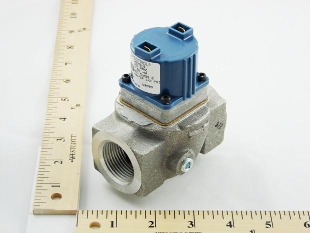 BASO Gas Products H91MG-8 - 1"25V 1/2#GAS VLV,615000 BTUH