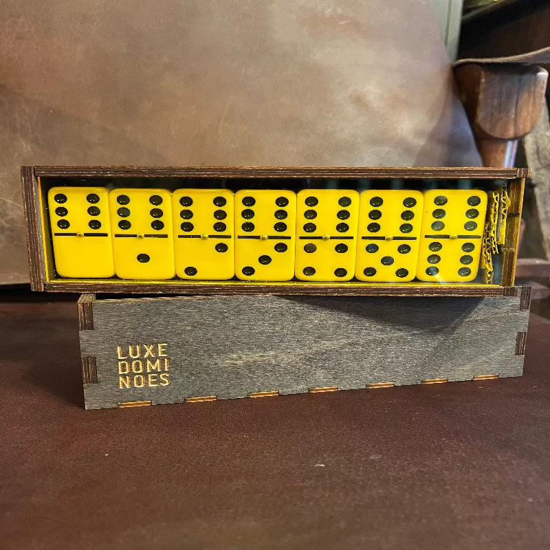 Luxe Dominoes El Woody Double 6 Domino Set - Yellow