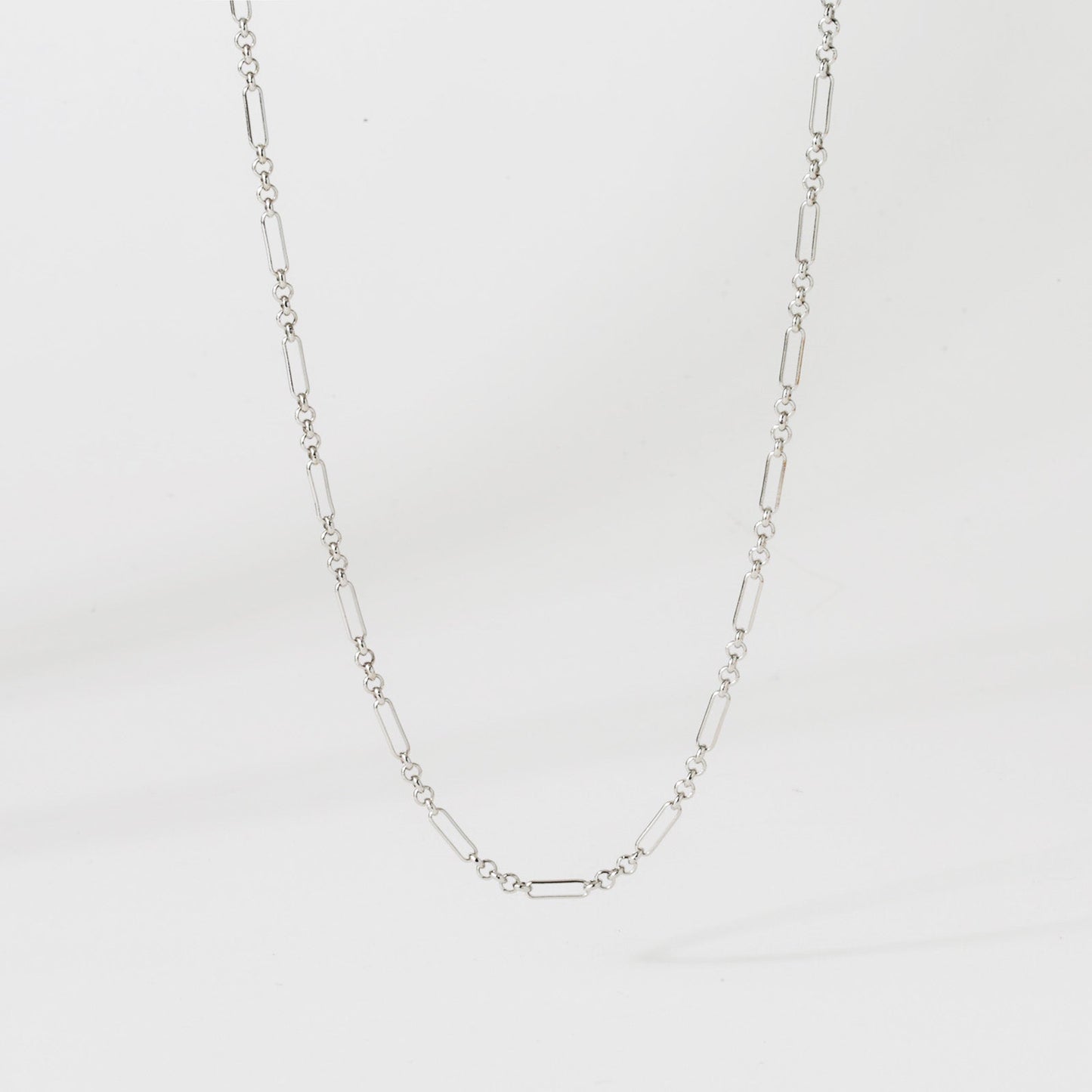 Elongated Rolo Chain