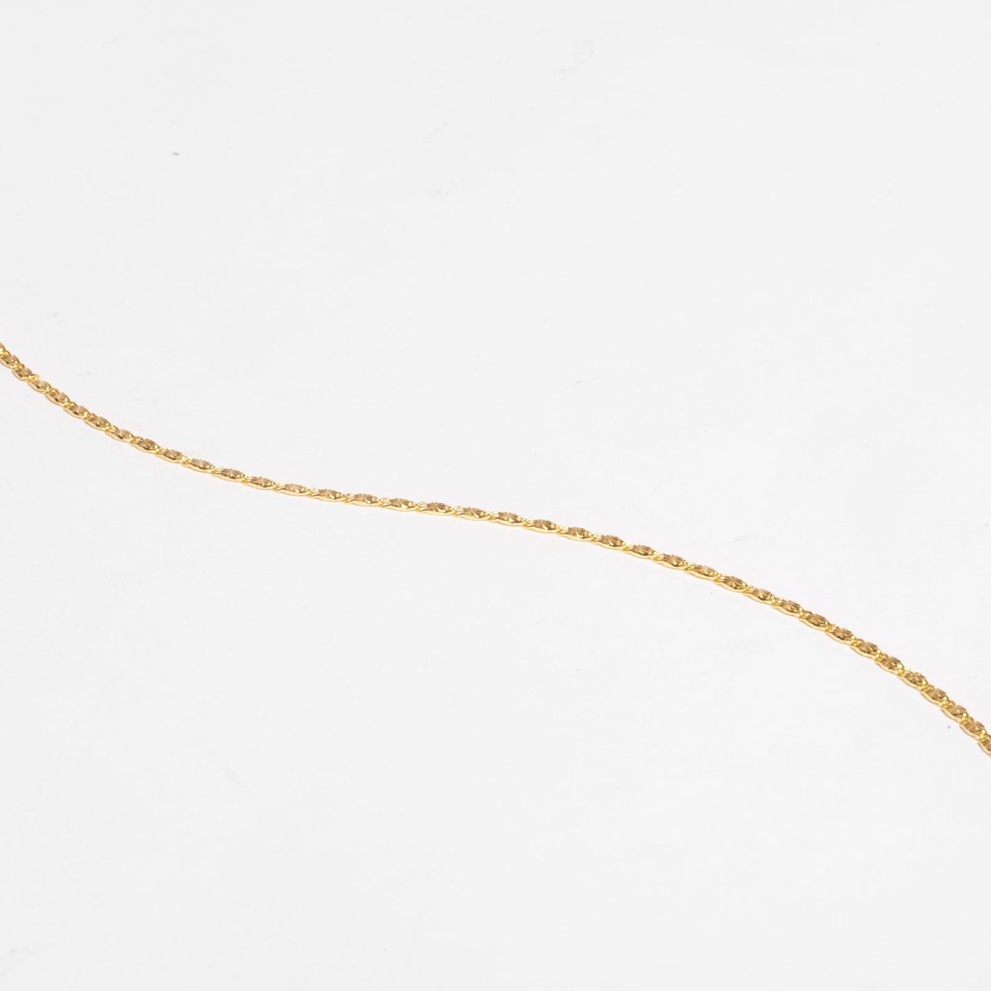 Dainty Sunburst Link Chain